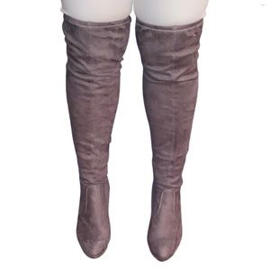 New Directions Gray Over the Knee High Heeled Boots Women’s Size 10.